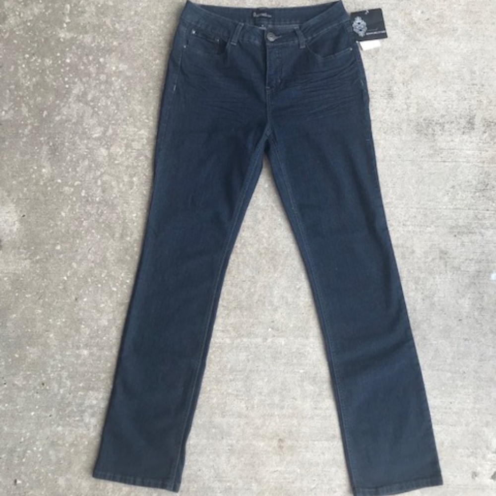 👖SIGNATURE STUDIO BOOT CUT JEANS👖